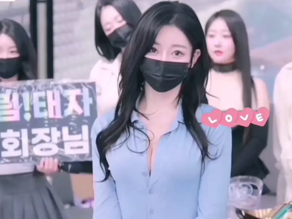 《BJ女团全员卸甲小黑屋》未删减版全集免费看 - 韩国女团热舞jinricp第五季最新内容 - BJ女团全员卸甲小黑屋HD高清完整版在线观看