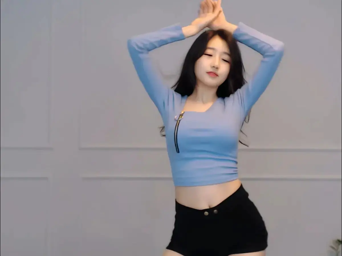 《onlyfans每日大赛》徐雅终极剪辑版抢先看-在线观看onlyfans每日大赛抖音爆款8月加长版-高能瞬间免费看-无广告播放完整版
