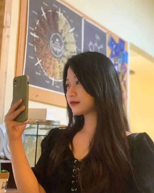 《杨家馅饼老板娘辛能能》事件完整版视频-杨家馅饼老板娘辛能能5分41秒家庭风波-高清无广告在线免费观看