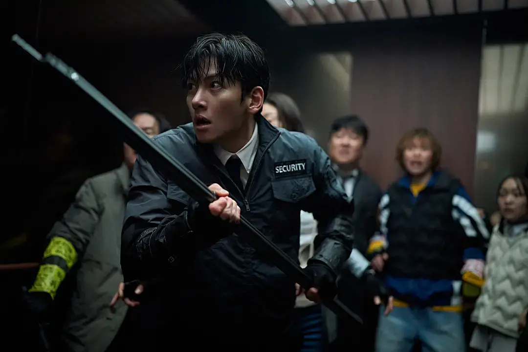 韩国电影《群体》全集无删减高清完整版在线观看-《群体》1080P中字免费播放-全智贤主演恐怖片